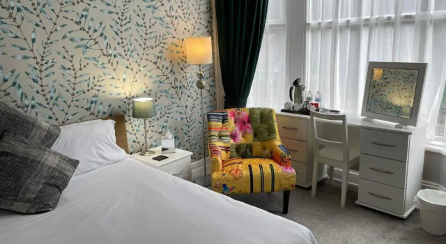 Rostrevor Hotel - Guest House