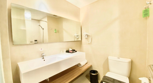 Двухместный номер Deluxe Grand Zuri Malioboro
