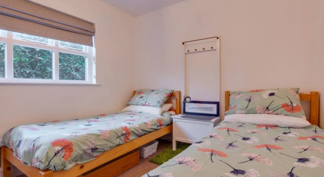 Modern Holiday Home in Saundersfoot With Garden