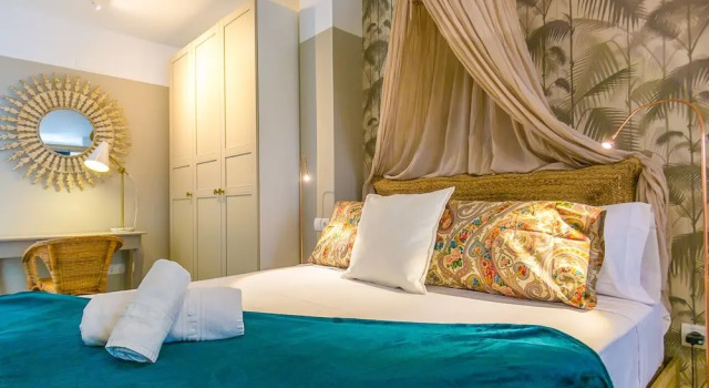 Jara Centro Apartamento Boutique, Забронировать Бутик-отель Бутик-отели Малаги - центра, рядом с Sanctuary of the Nazarene, Бутик-отель