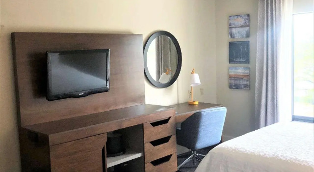 Четырёхместный номер Standard Hampton Inn & Suites Norfolk-Airport
