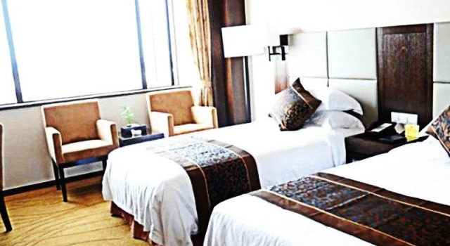 Champs Elysees Hotel (Haining Leather City Store), Rezerwuj Hotel Hotele 3-gwiazdkowe w Haining, 3*