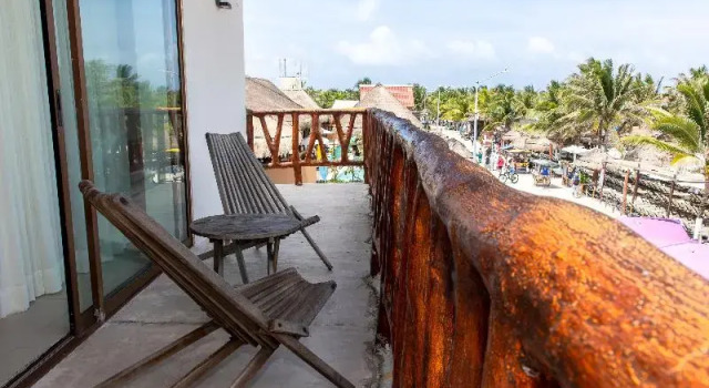 Четырёхместный номер Superior с балконом и с видом на море Quinto Sole Boutique Hotel Mahahual