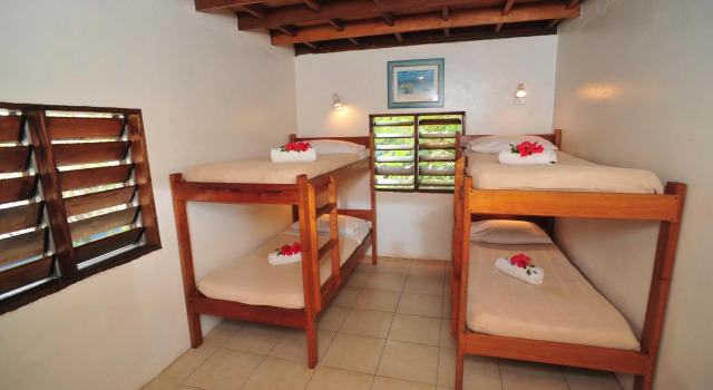 Четырёхместный номер Standard Hideaway Island Resort