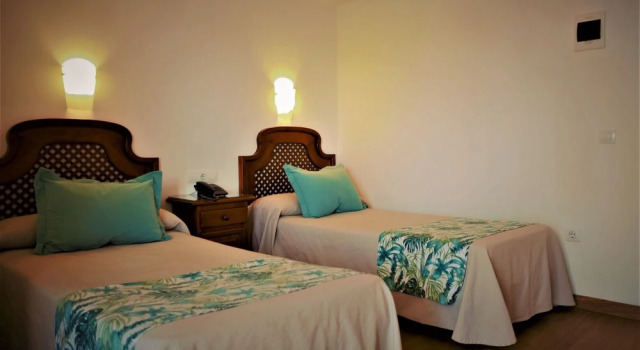 Двухместный номер Standard с балконом Hotel Ayamontino