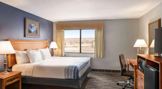 Номер Standard AmericInn by Wyndham Laramie Near University of Wyoming