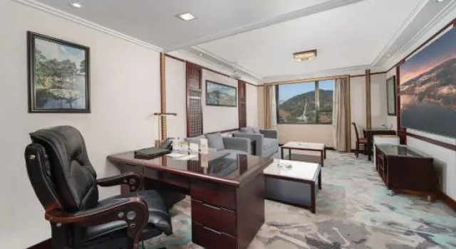 Люкс Deluxe Zunyi Guesthouse