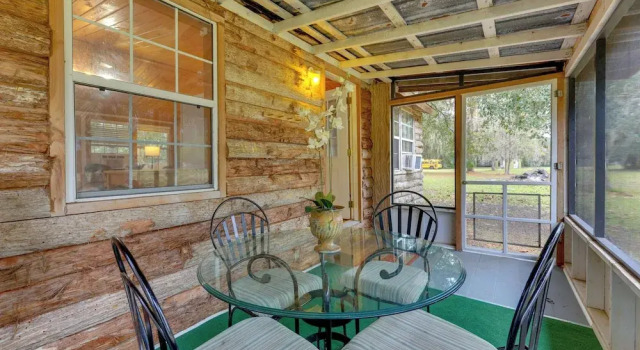 Коттедж Fish, Boat & Explore: Cross Creek Cabin w/ Dock!