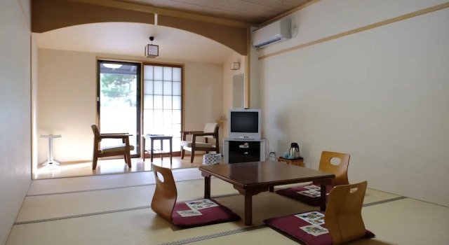 Hiyoshi Forest Resort Yamanoie, Book Resort Nantan Kyoto