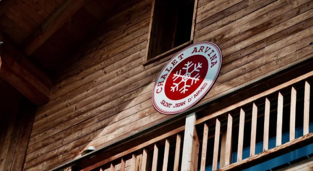 Апартаменты с балконом Chalet Arvina