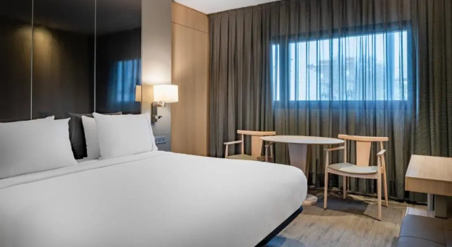 Двухместный номер Standard AC Hotel Sants by Marriott