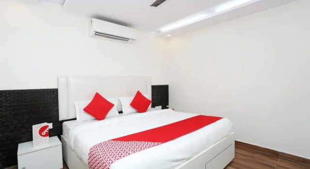South Galaxy By OYO Rooms