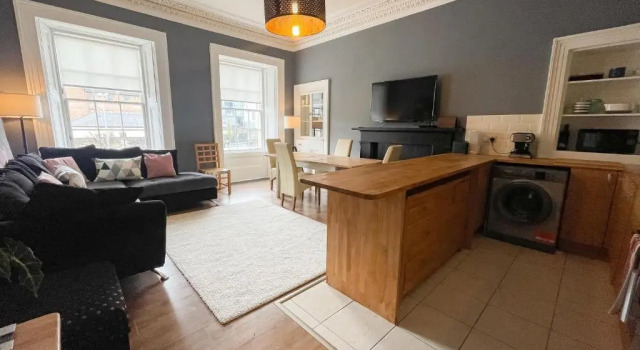 Spacious 3 bedroom Victorian flat City Centre, Забронировать Отель Глазго Стратклайд, рядом с Центральный железнодорожный вокзал Глазго