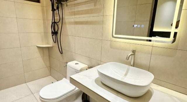 Cayana Villa by H&H Leisure Guest House