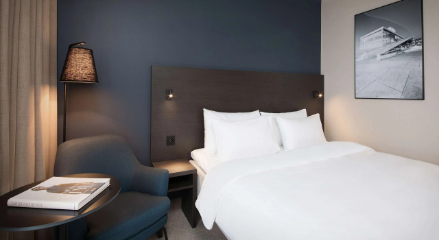 Park Inn by Radisson Oslo Airport Hotel West