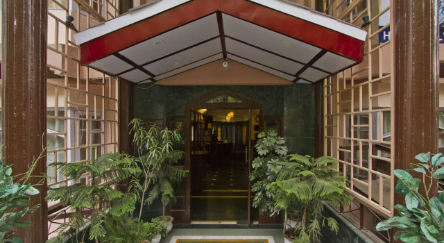 Hotel Silverine, Забронировать Отель Отели Шимлы 3 звезды, рядом с Площадь Ридж в Шимле, 3*
