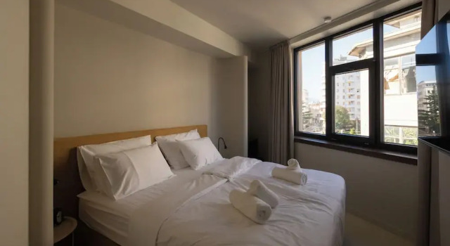 Полулюкс Boutique Hotel OPERA