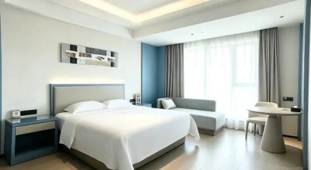 Люкс Deluxe Oriental International Hotel (Leping City Donghu Park Branch)