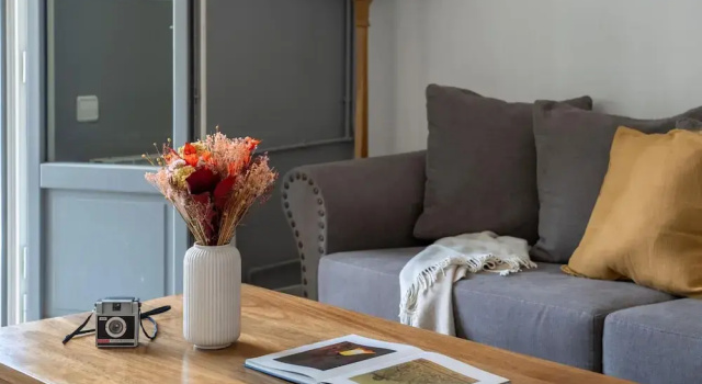 Esplendido Apto de 3 Habitaciones con Terraza, Забронировать Отель Барселона провинция Барселона, рядом с Приход Св. Августина