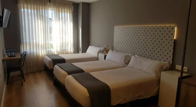 Трёхместный номер Standard Rener Hotel Los Campones