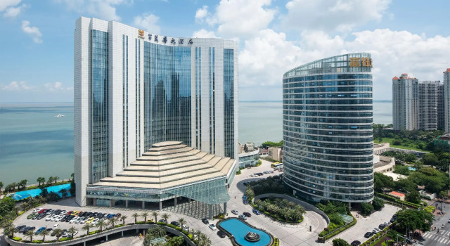 Двухместный номер Deluxe с видом на море Furama Hotel Beihai
