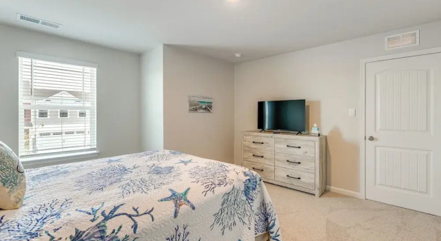 Modern Millville Home: 5 Mi to Beach & Boardwalk!
