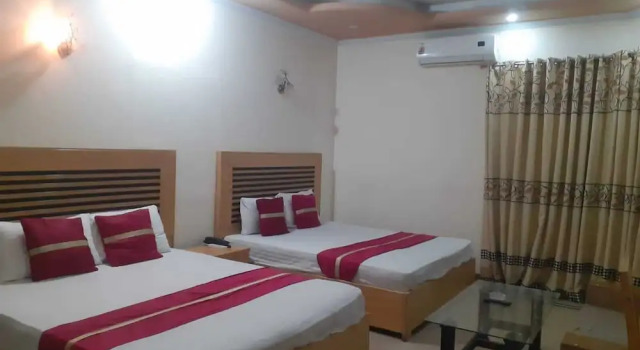 Номер Standard Hotel Pak Inn Gulberg