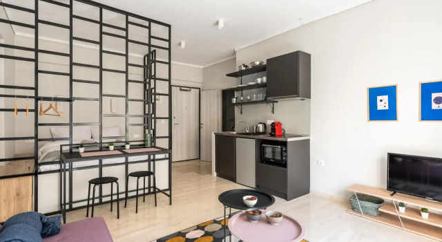 Modern Studio close to waterfront, Book Hotel Thessaloniki Macedonia