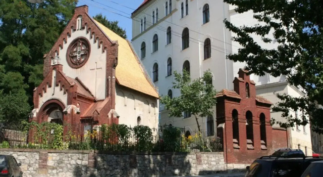 Міні-Апартаменти в центрі для 2-х гостей, Забронировать Апартаменты/квартира Львов Львовская область, рядом с Дворец князей Сапег