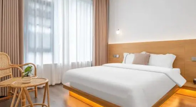 Тент Guyu · MAZE Mansen · Treehouse Pool Pet-friendly Garden Family Homestay (OMG Heartbeat Paradise)