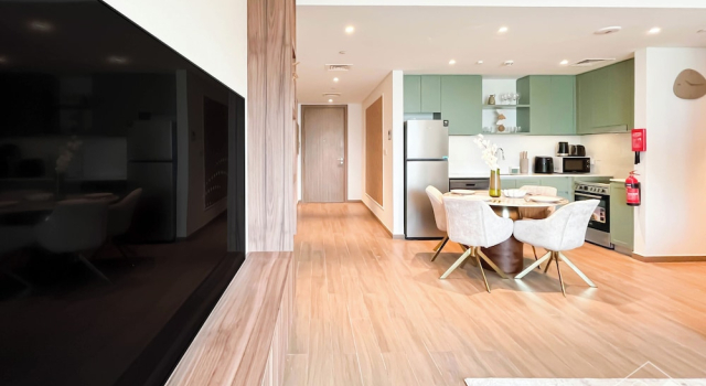 Chic & Cozy 1BR in Heart of City Walk, Забронировать Апартаменты/квартира Апартаменты Эмирата Дубая, рядом с Green Planet Dubai, Апартаменты/квартира