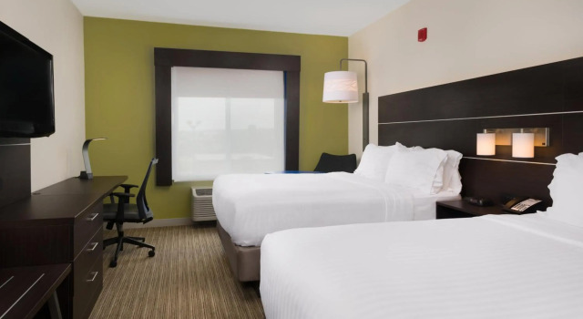 Holiday Inn Express Hotel & Suites Independence-Kansas City by IHG