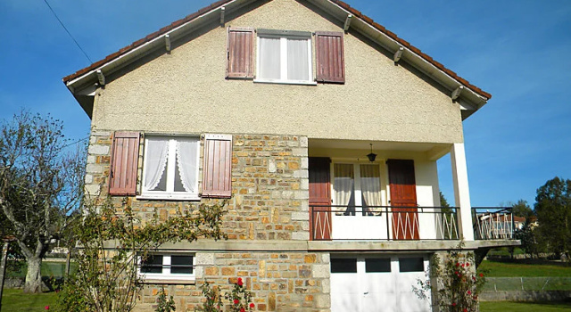 Holiday Home Rue Du Passerat Maurs La Jolie, Rezerwuj Dom wakacyjny Maurs 