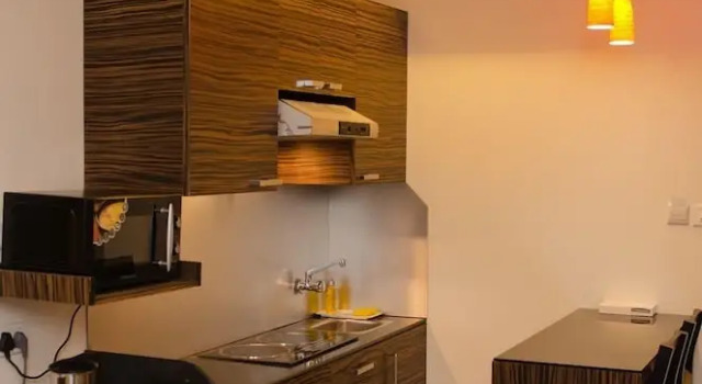 Люкс Deluxe с 2 комнатами с балконом The Haven Serviced Residences