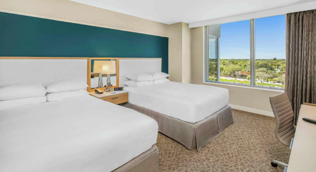 Четырёхместный номер Standard Hilton Miami Dadeland