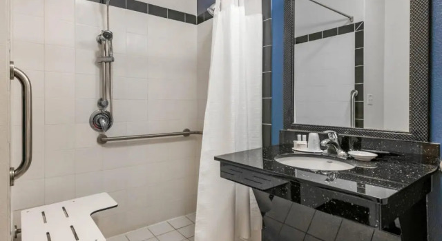 Номер Standard Fairfield Inn and Suites Holiday Tarpon Springs