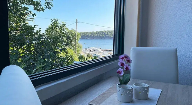 Студия Apartments Near the sea Barbat