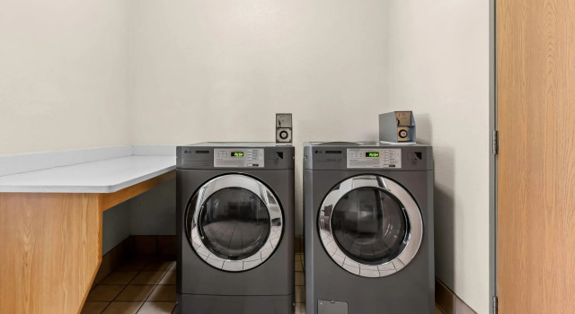 Days Inn & Suites by Wyndham Castle Rock, Reserva ahora Hotel Castle Rock Colorado
