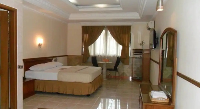 Двухместный люкс C'One Hotel Cempaka Putih