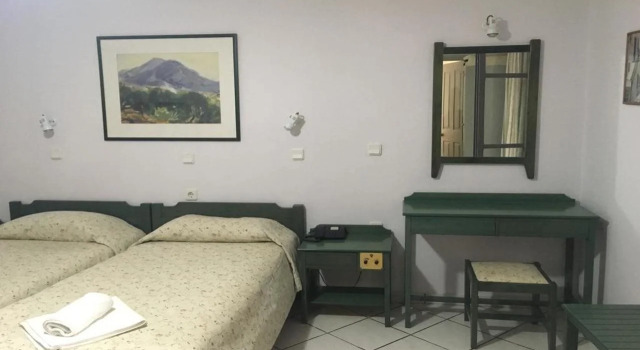 Philoxenia Apartments, Rezerwuj Apartament Hotele w Panormos z parkingiem, Parking
