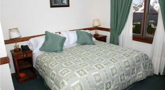 Hotel El Viejo Lobo de Mar, Забронировать Отель Отели Ушуая с парковкой, рядом с Base Naval Ushuaia, Парковка