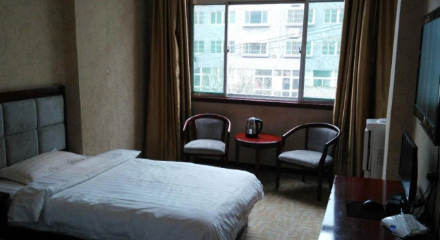 Jinshanghua Express Inn, Prenota Hotel Weinan Shaanxi