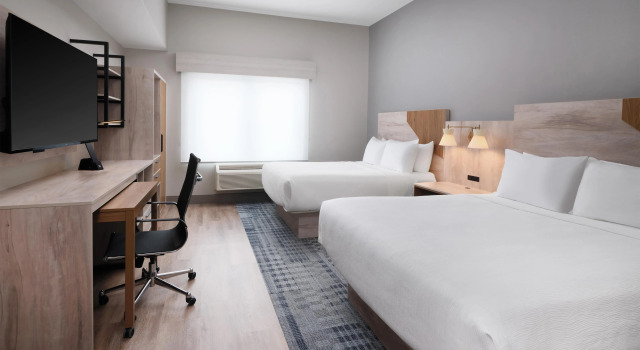 Четырёхместный номер Standard @HOME by Best Western Walkerton
