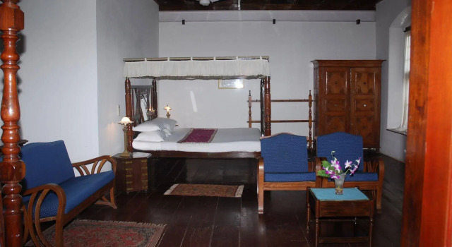 Old Courtyard Hotel, Забронировать Отель Отели штата Кералы 3 звезды, 3*