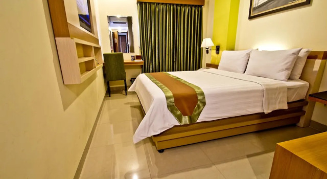 Standard Dreier Zimmer De Batara Hotel