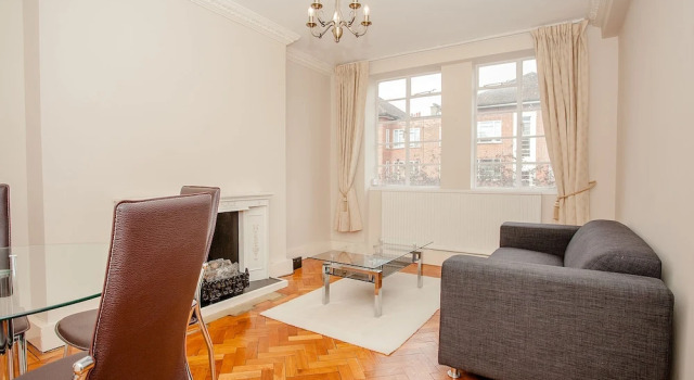 Bright 2 Bedroom Apartment Near Regents Park, Varaa Huoneisto Asunnot kohteessa Merseyside, Huoneisto