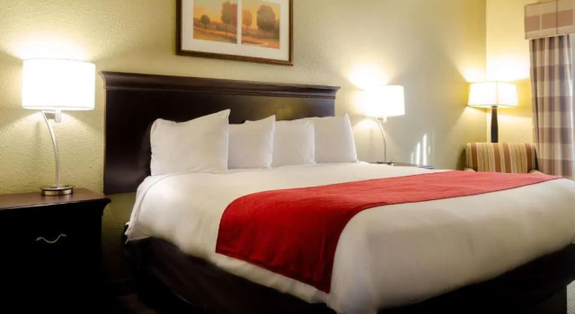 Номер Standard Country Inn & Suites by Radisson, Tuscaloosa, AL