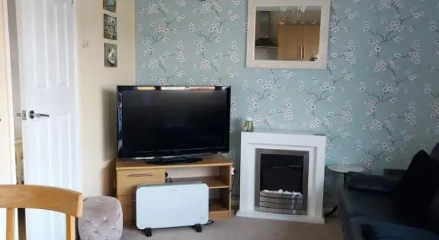 Коттедж 1st Floor Hillview 2 Bedroomed Central Location