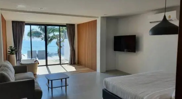 Люкс Deluxe oceanfront Rattana Pura Beach Resort