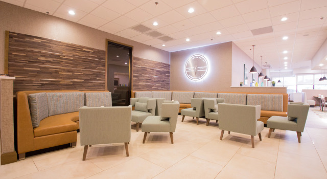 Holiday Inn Greenville by IHG, Забронировать Отель Гринвилл Северная Каролина, рядом с Greenville North Carolina Convention Center